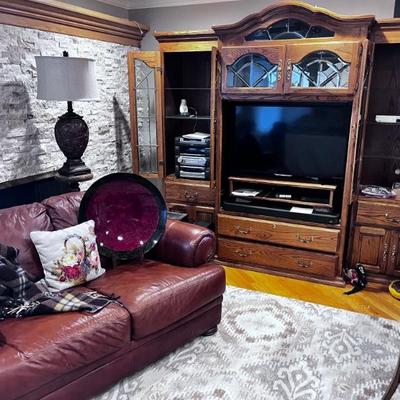 ENTERTAINMENTCENTER