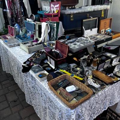 MEN'S ACCESSORIES