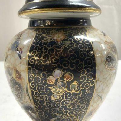 SATSUMA Hand Painted Asian Urn W Lid
