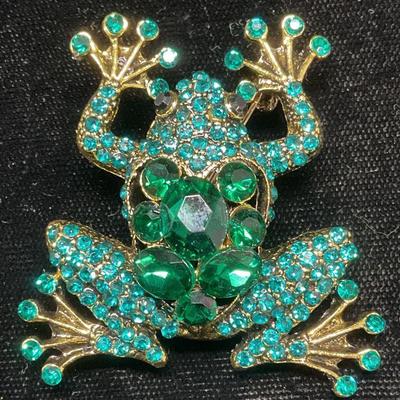 Gold Tn Green Crystal Frog Brooch Pendant
