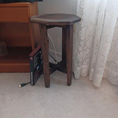 Mission t
Plant table
