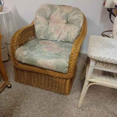 Sale Photo Thumbnail #84: Wicker chair