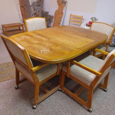 Table and 4 chairs
