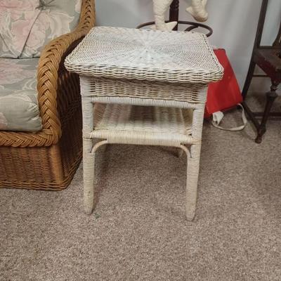 Wicker table
