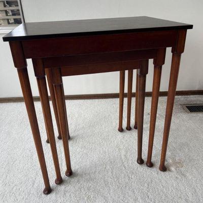 Traditional Bombay Mahogany Nesting Tables