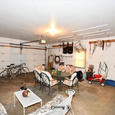 654 garage