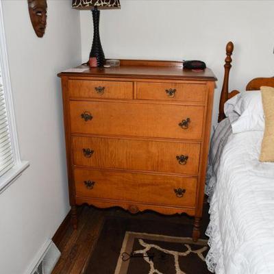 424 bedroom b
