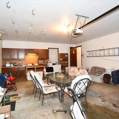 656 garage