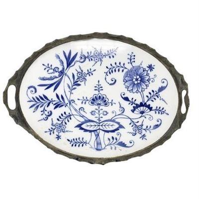 Lot 261-001   
Antique Blue Onion Porcelain Tray Set in Pewter