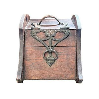 Lot 050-276   
Antique Wood and Brass Coal Scuttle Box