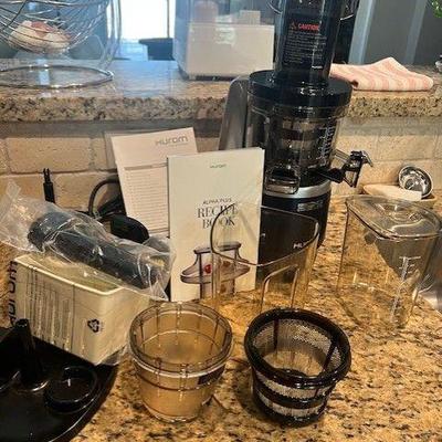 Hurom Juicer