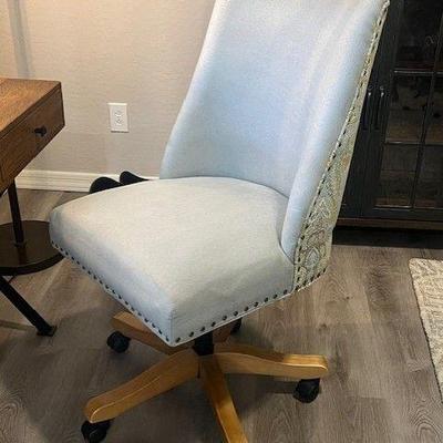 Pier 1 Imports Desk Chair