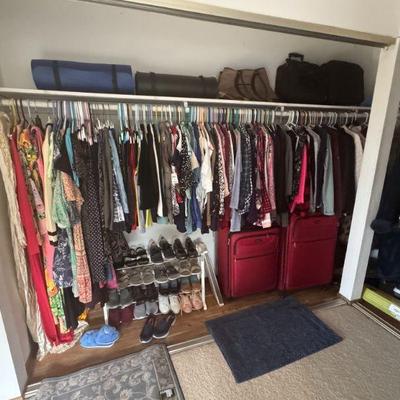 Women s clothing, shoes & luggage