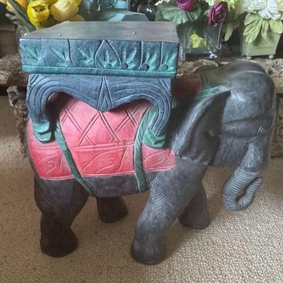 Elephant plant stand