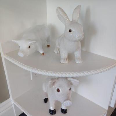Vintage ceramic farm animals.
