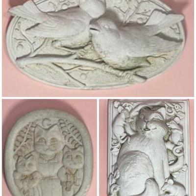 1990 Carruth Studios Cat & Mouse Wall Plaque, 1995 Carruth Cat Family, No Makers Mark Bird Wall Art
