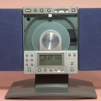 Bearmax CD System With PLL Radio And Multi Clock Display
