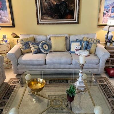 This item (SOFA) is available for PRESALE.  Please text photo to 760-668-0554 to purchase.  We accept Zelle