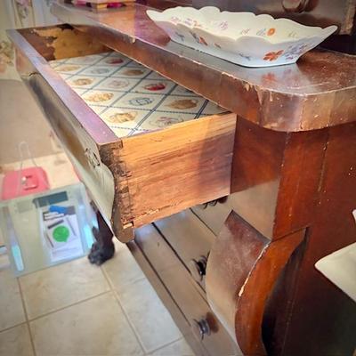 Antique mahogany dresser