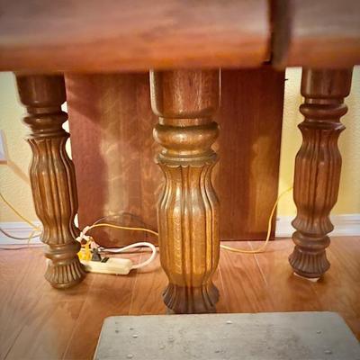 Antique oak expandable dining table with five legs