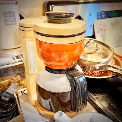 Sale Photo Thumbnail #68: Cookie jar shaped like a coffee maker