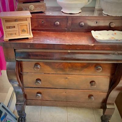 Antique mahogany dresser