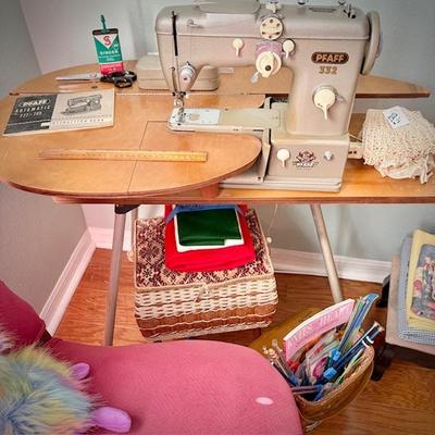 Vintage late 1950s Pfaff 332 sewing machine with MCM wood and metal table
