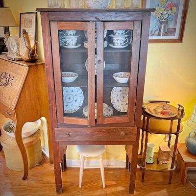 Sale Photo Thumbnail #128: Antique pie safe with bottom drawer. Holding Churchill "Finlandia" china set.