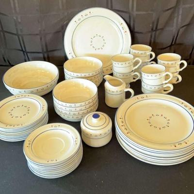 Country Borders Dish Set, Complete Set Of 8
