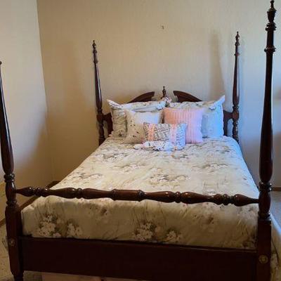 Four-Poster Full-Size Wood Bed Frame, Bedding, Quilt, Foam Pad, Mattress
