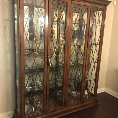 Henredon china cabinet $1,299
65X 15 X 83"