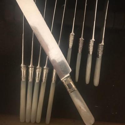 antique mother of pearl handled knives