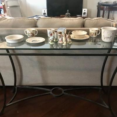 sofa table $269
55 X 16 X 36"