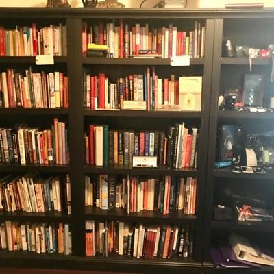 bookshelf $129
36" X 12" X 6'
5 available