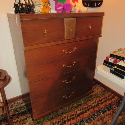 dresser