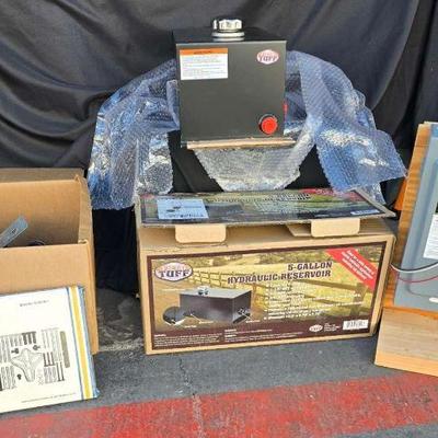 Ct671 hydraulic reservoir and more