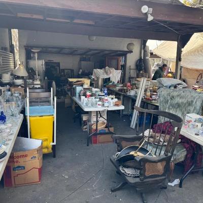 Estate sale photo
