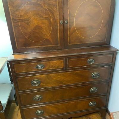 Kittinger furniture company gentlemen s dresser