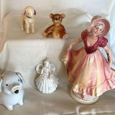 Figurines dancing lady animals