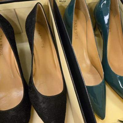 Most BRAND NEW shoes are size 8.0-8.5