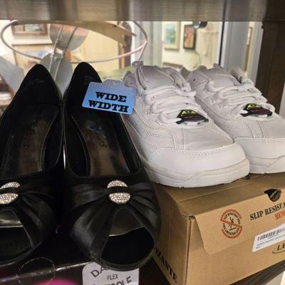 Most BRAND NEW shoes are size 8.0-8.5
