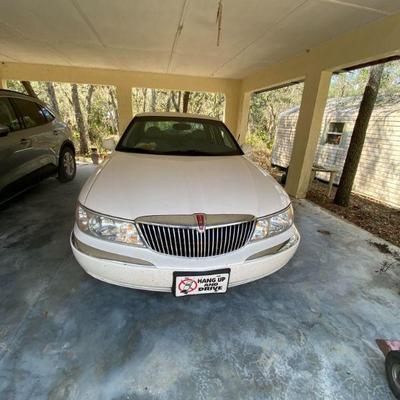 1999 Lincoln Continental
71,968.5 miles!
Very good condition.
