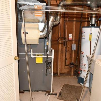 664 laundry room