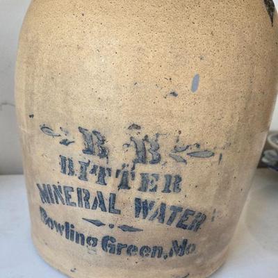 Wonderful crock from bowling green,mo