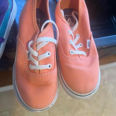 Girls Vans 
