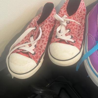 Girls Converse 