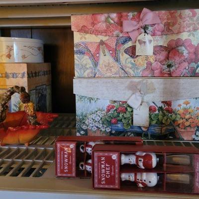 Beautiful broadmoor Christmas/decorative boxes