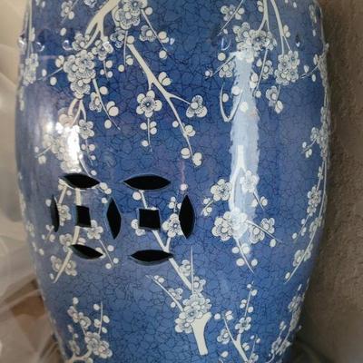 VTG Chines ceramic round garden stool