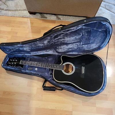 Esteban American Legacy ALC-200 Acoustic/Electric Guitar & Case