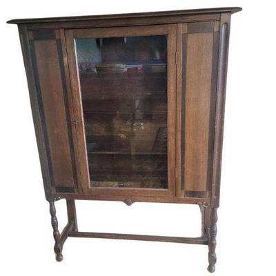 North Western Cabinet Co China Hutch With Glass Front